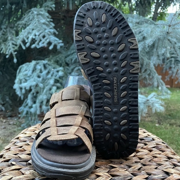 Skechers Shape-Ups 12295 Fisherman Brown Leather Rocker Toning Sandals US size 9 - Picture 8 of 9